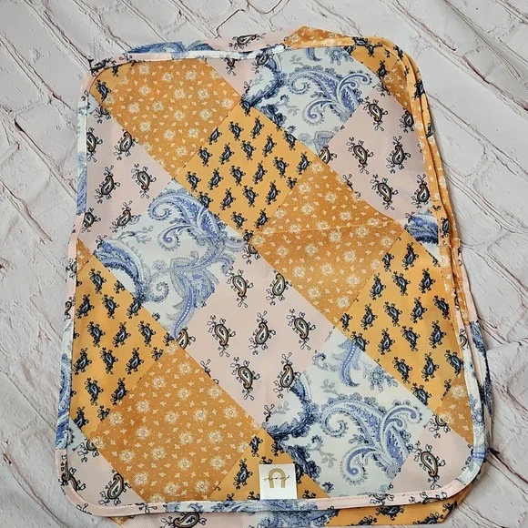 Free People x Understated Leather Life Is A Highway Travel Cubes Set of 2 - Picture 2 of 8